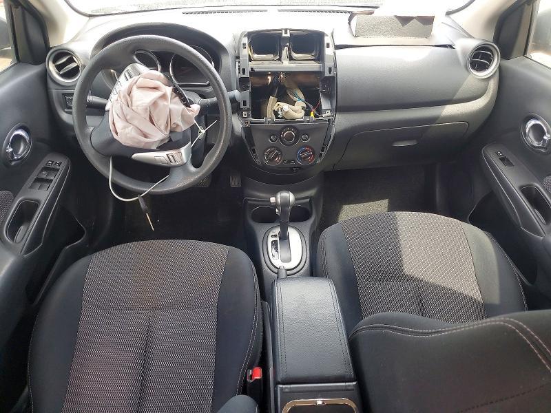 2015 Nissan Versa 1.6 sv