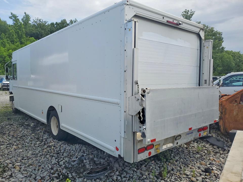 2014 Freightliner MT55G Chassis Delivery Truck