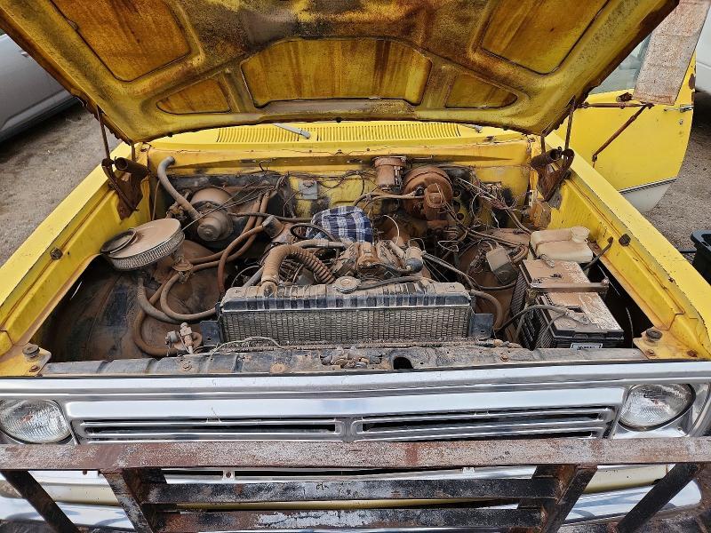 1973 Dodge D200