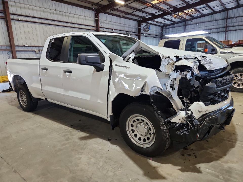2025 Chevrolet Silverado C1500