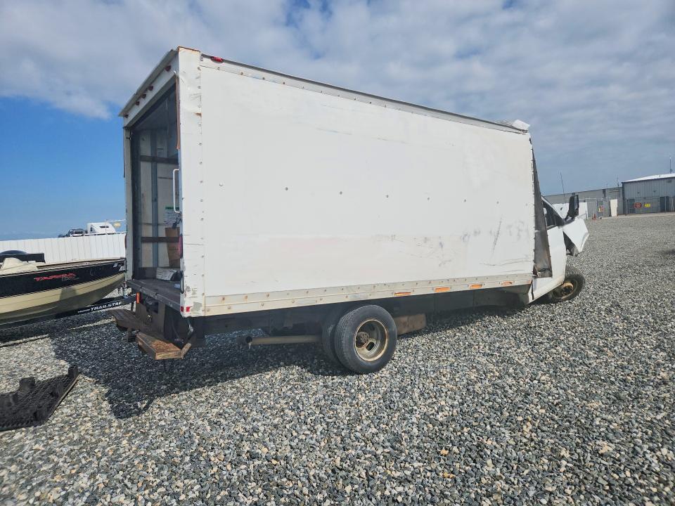 2006 GMC Savana BOX Truck