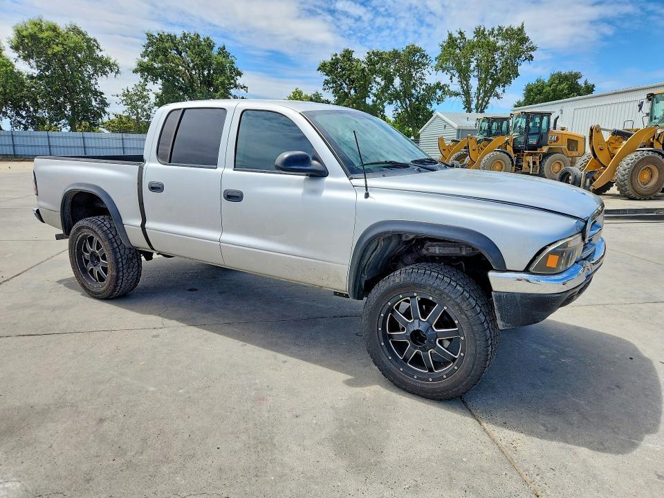 2004 Dodge Dakota Quad SLT