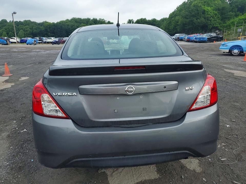 2017 Nissan Versa 1.6 sv
