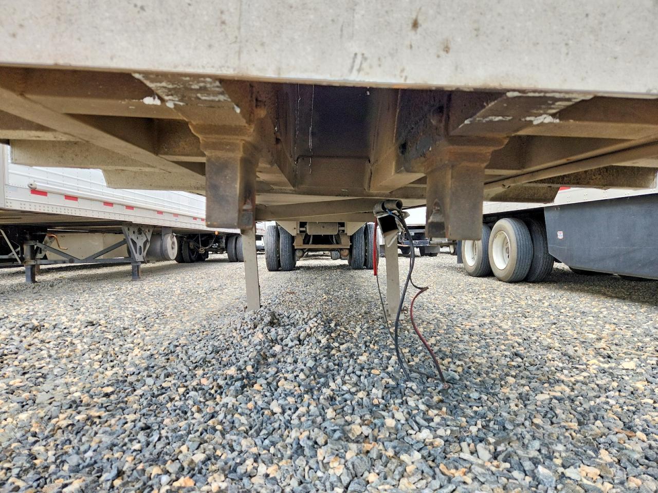 2005 Vantage END Dump Trailer