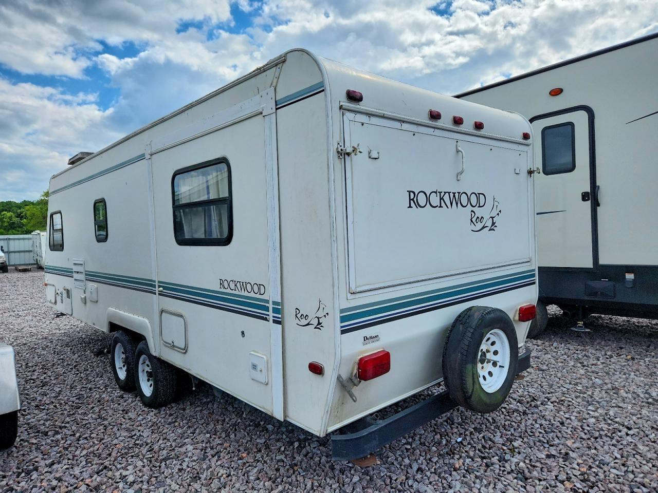 2000 Foresriver 2000 Forest River Rockwood ROO Camper