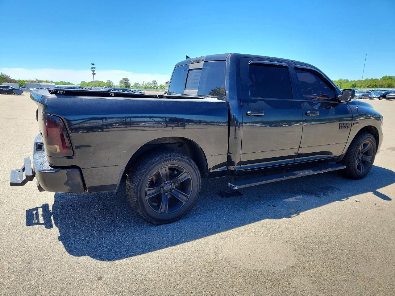 2017 Dodge RAM 1500 Sport