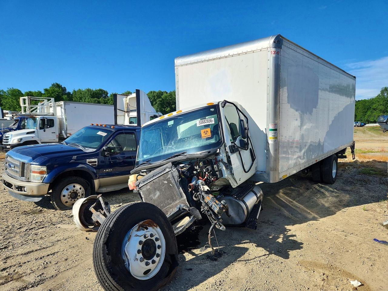 2024 International MV607 BOX Truck