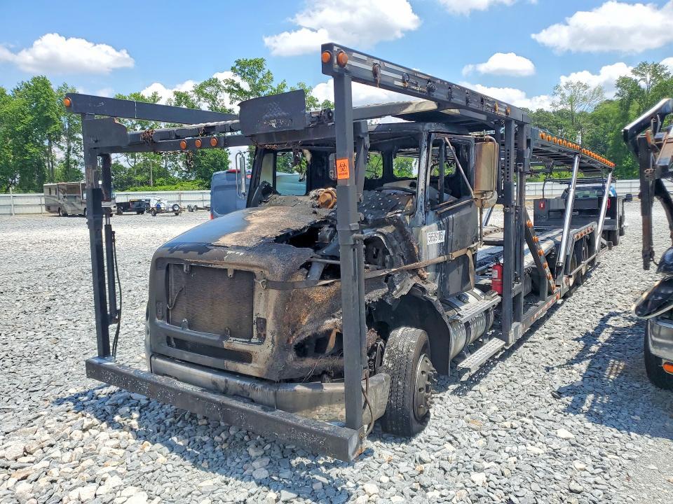 2001 Freightliner FL112 Car Hauler Truck