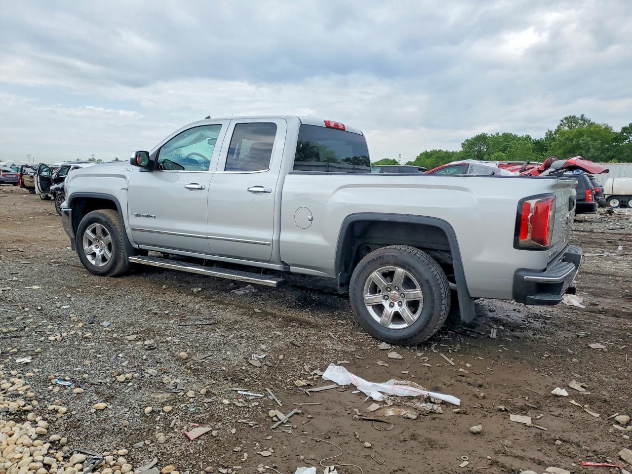 2018 GMC Sierra K1500 SLT