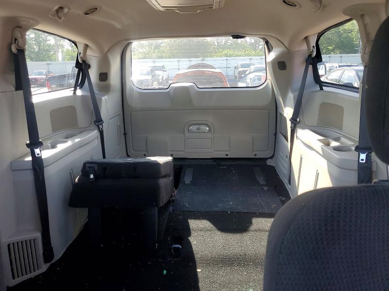 2012 Chrysler Town & Country Touring