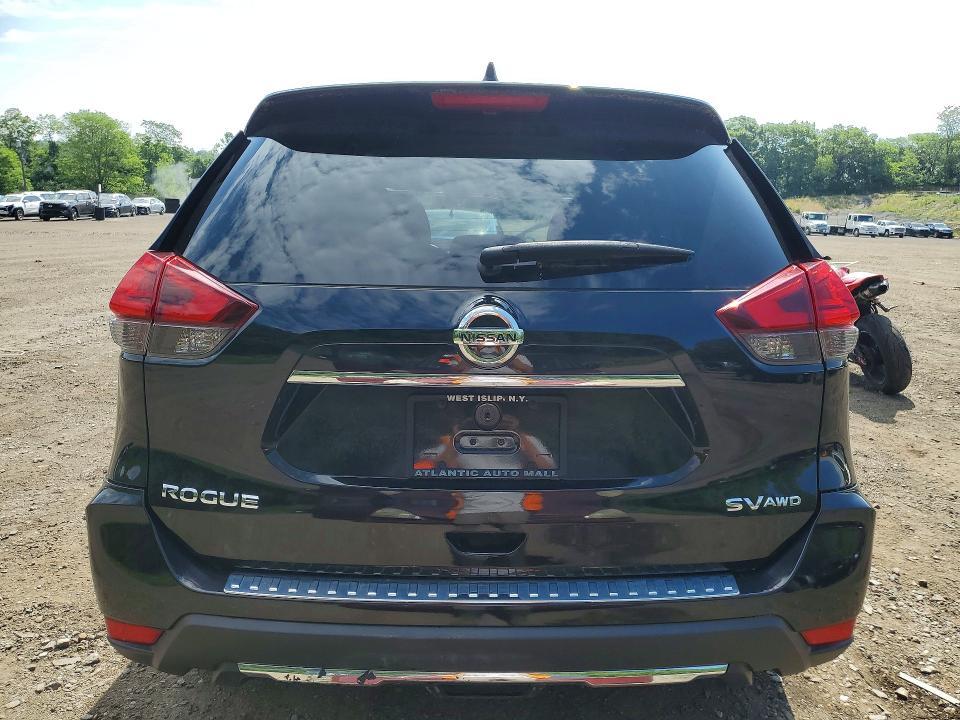 2017 Nissan Rogue sv