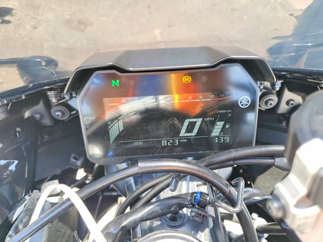2025 Yamaha YZFR7