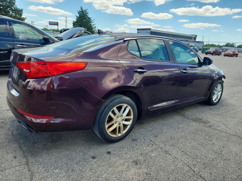 2012 KIA Optima lx