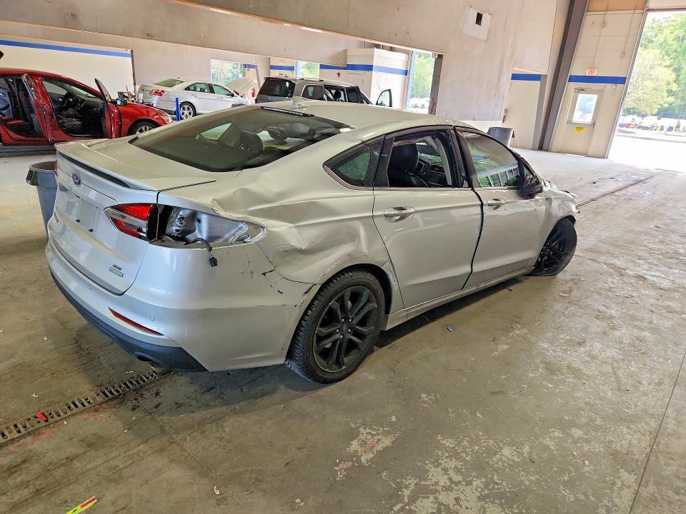 2019 Ford Fusion se