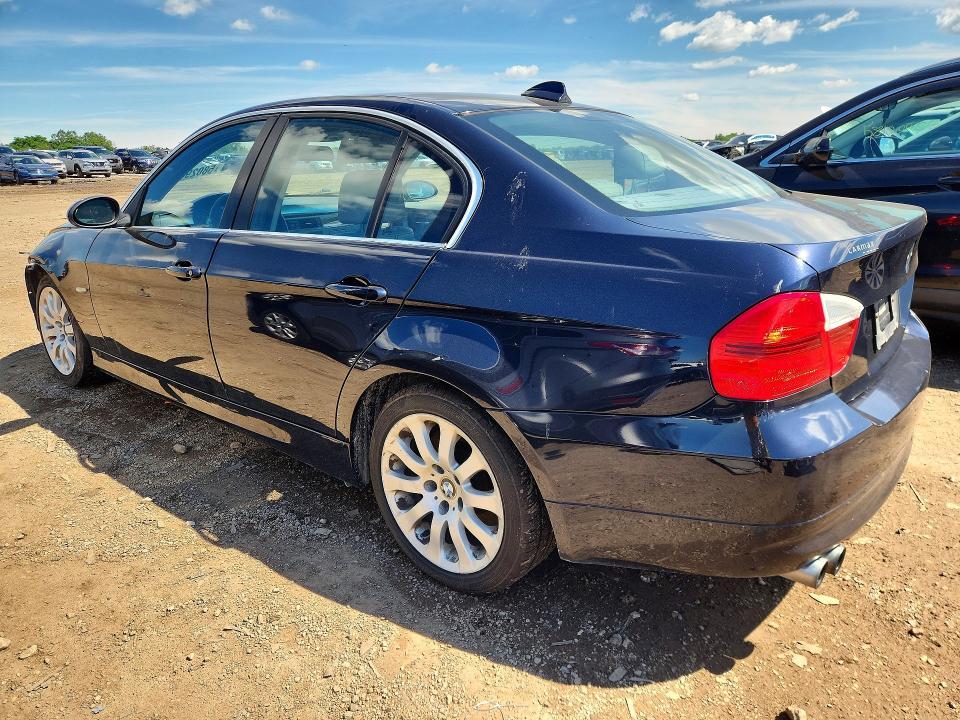 2006 BMW 330 i