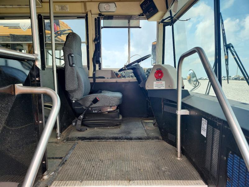 2016 Ic Corporation 3000 RE