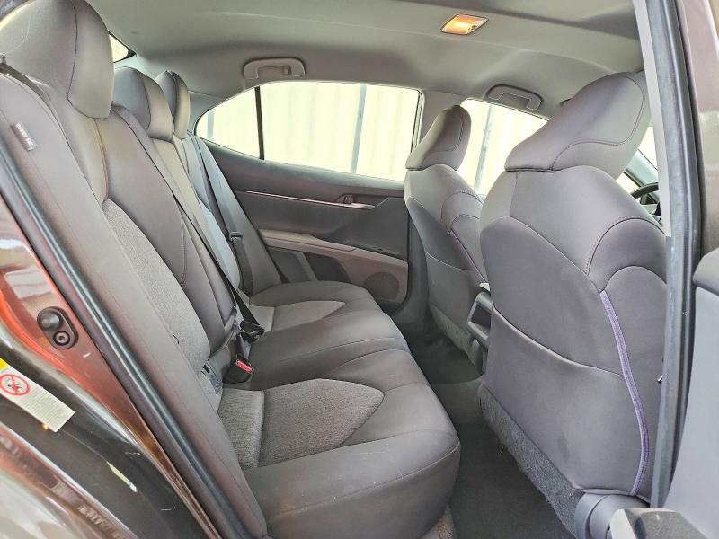 2018 Toyota Camry le