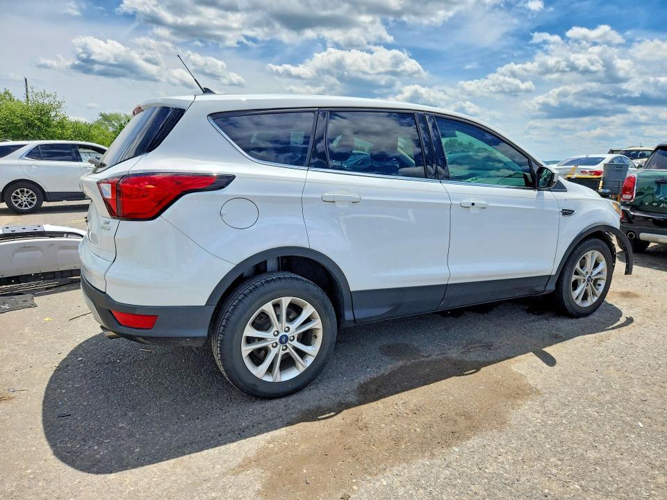 2019 Ford Escape se