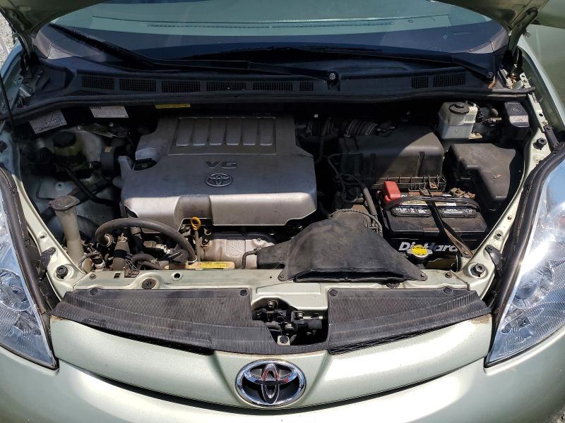 2010 Toyota Sienna xle