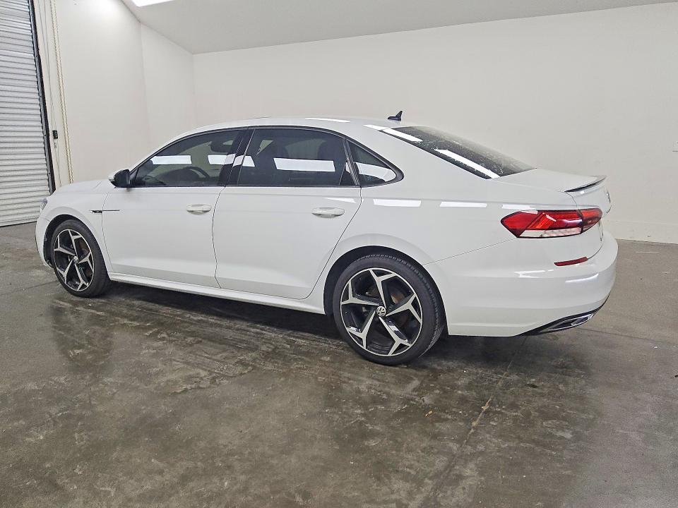 2021 Volkswagen Passat R-line