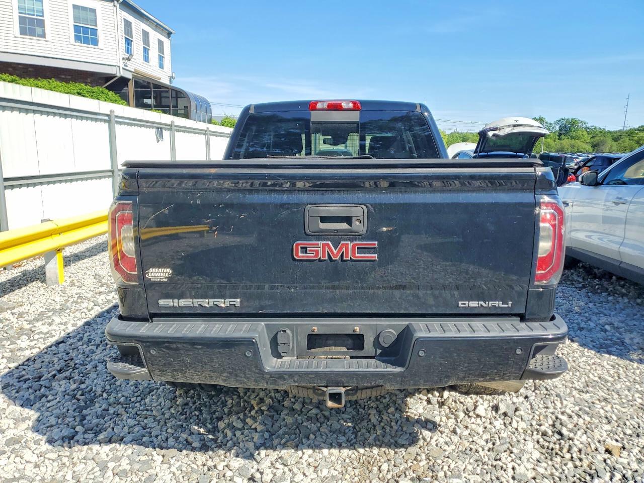 2018 GMC Sierra K1500 Denali