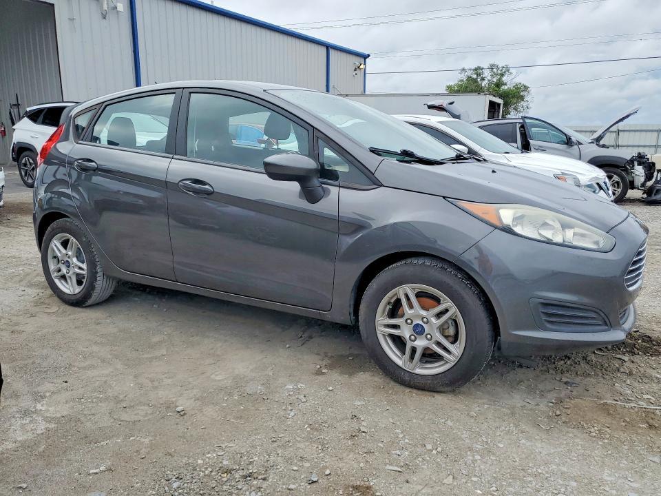 2018 Ford Fiesta se