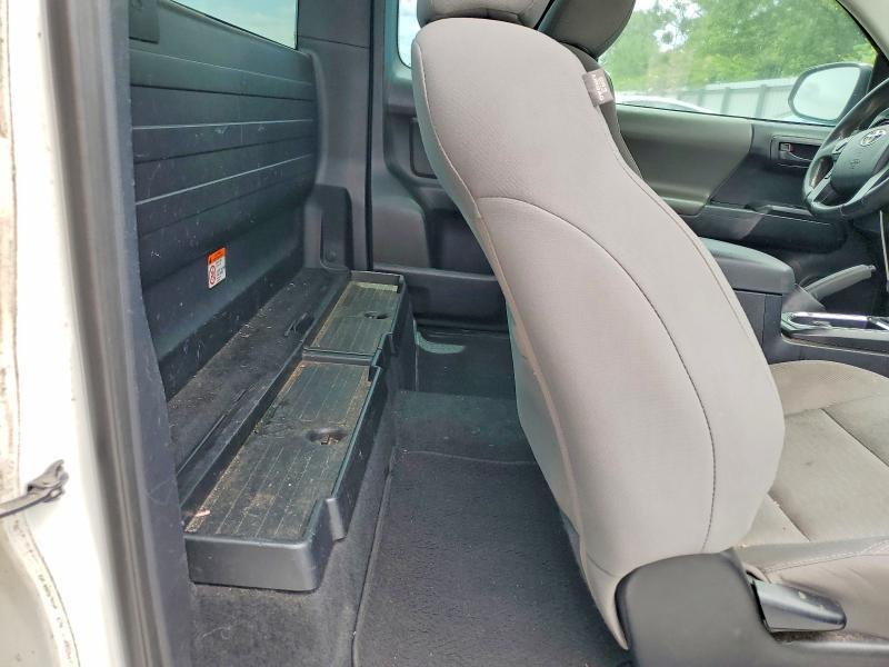 2017 Toyota Tacoma SR