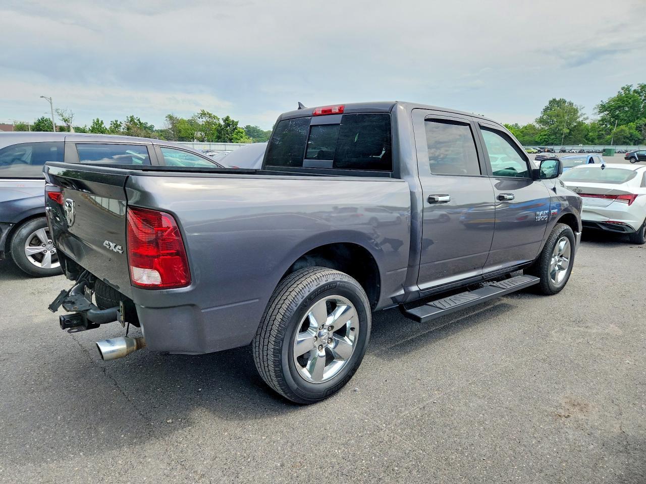 2018 Dodge RAM 1500 SLT