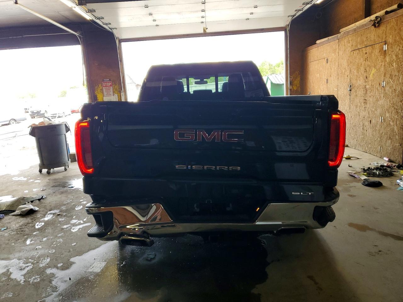 2021 GMC Sierra K1500 SLT