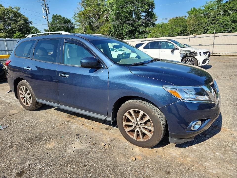 2015 Nissan Pathfinder s