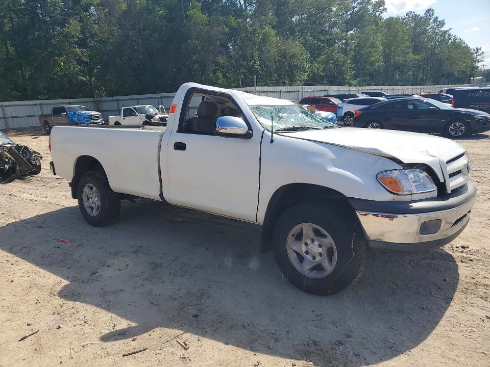 2005 Toyota Tundra Base