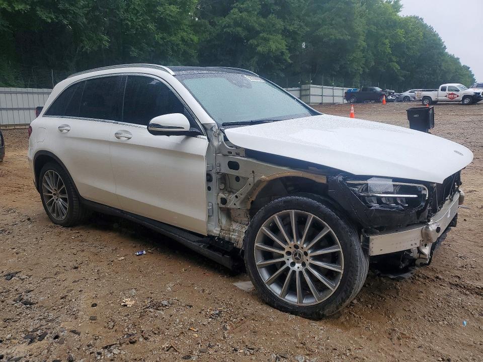 2021 Mercedes-Benz Glc 300