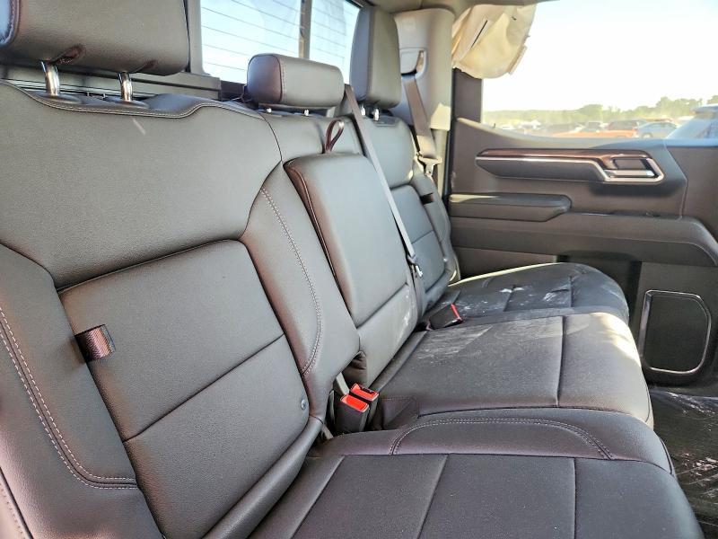 2026 Chevrolet Silverado K1500 LT Trail Boss