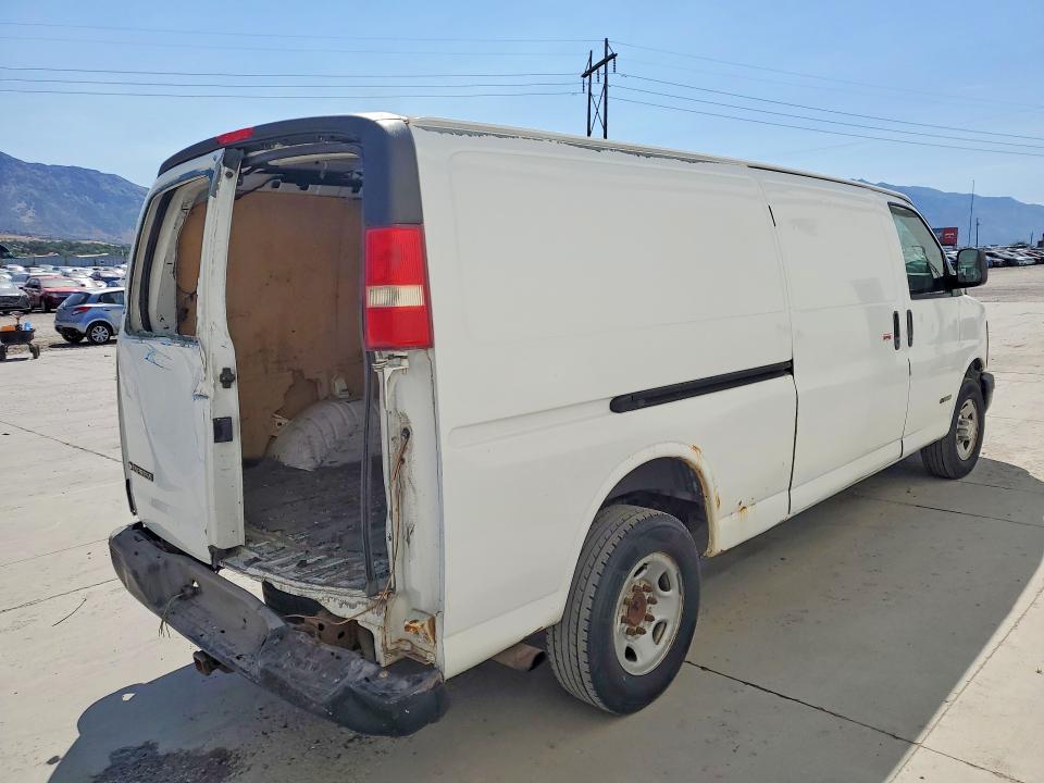 2003 Chevrolet Express G2500