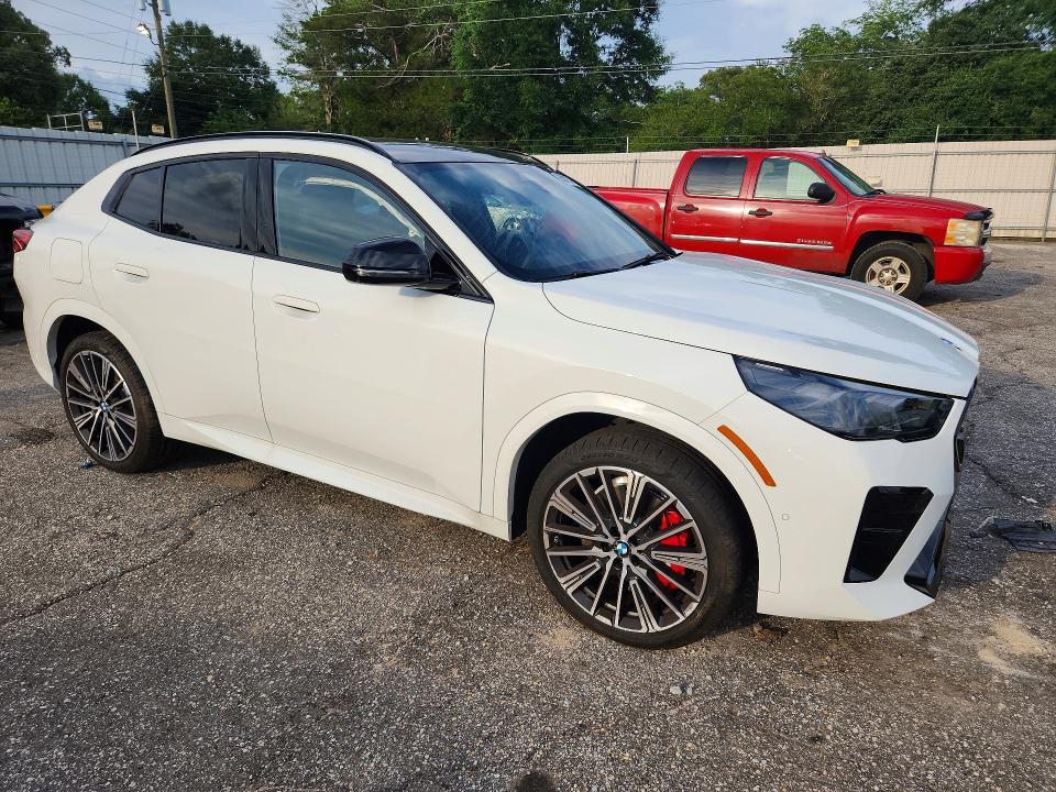 2025 BMW X2 Xdrive28i