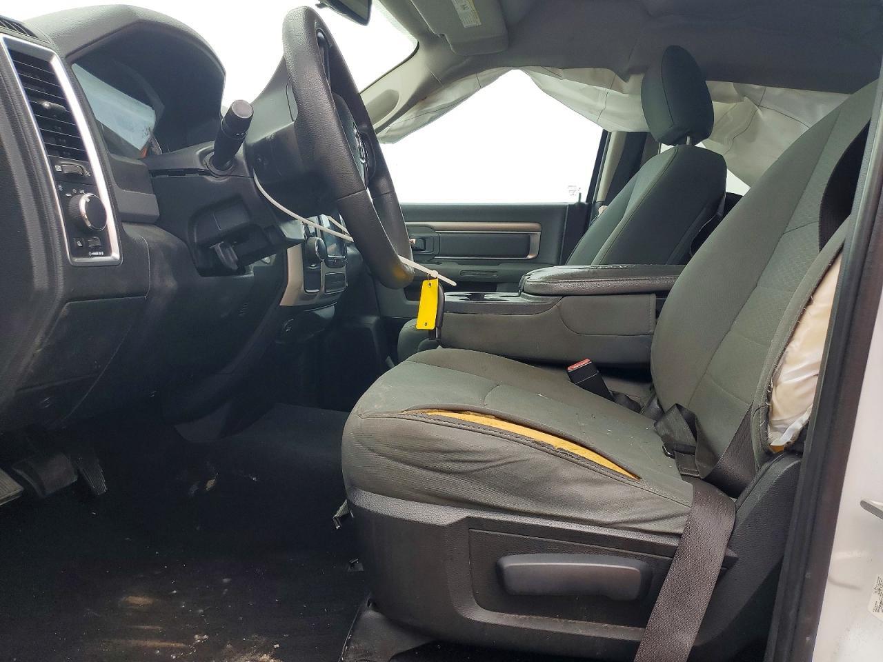 2015 Dodge RAM 1500 SLT