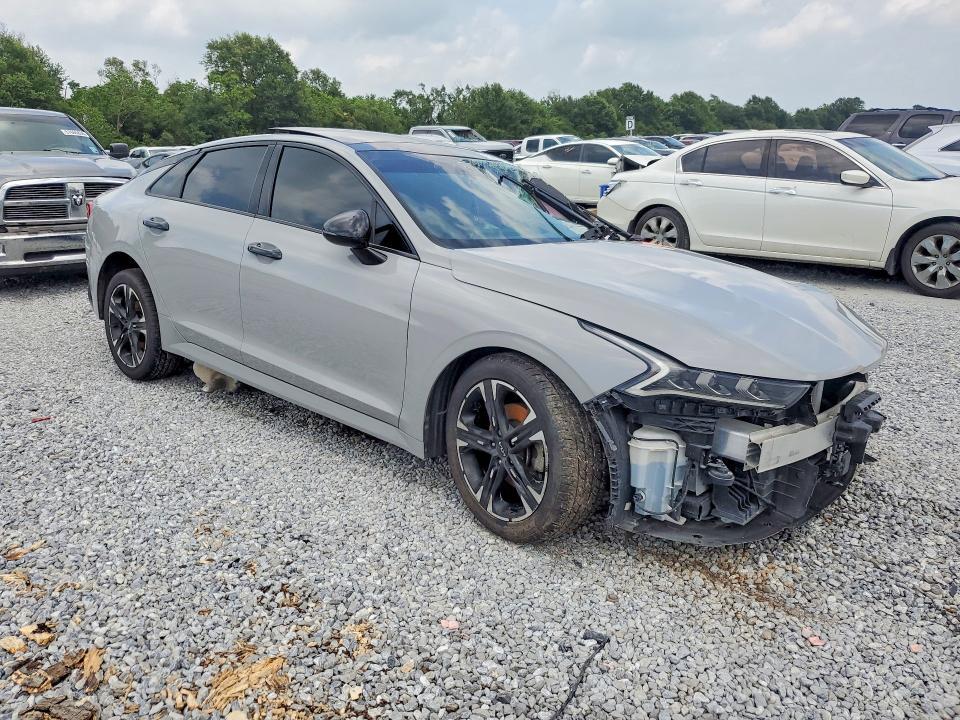 2022 KIA K5 gt Line