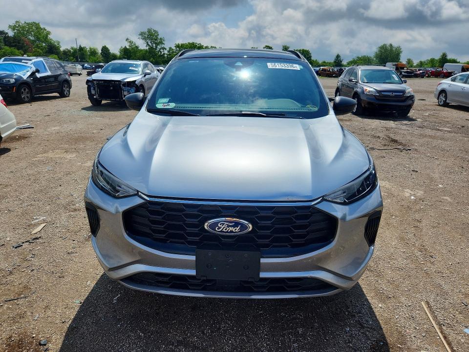 2023 Ford Escape st Line