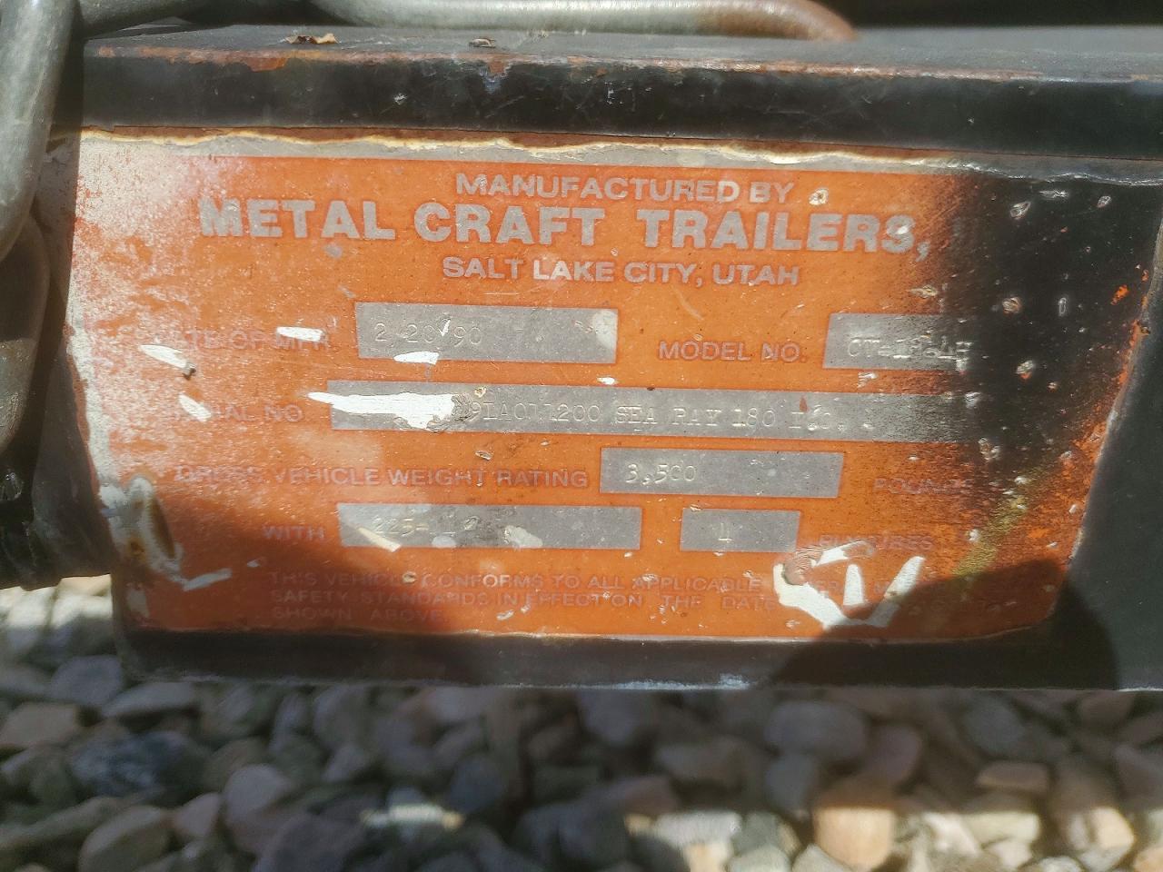 1990 Sea Ray SRV180