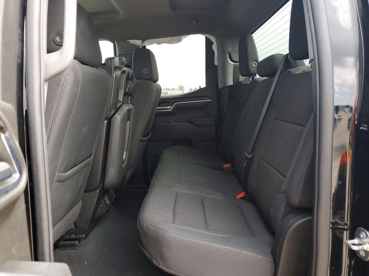 2024 Chevrolet Silverado C1500 LT