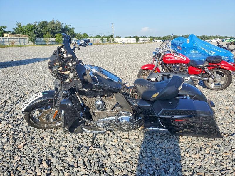 2012 Harley-Davidson FLHXSE3 CVO Street Glide
