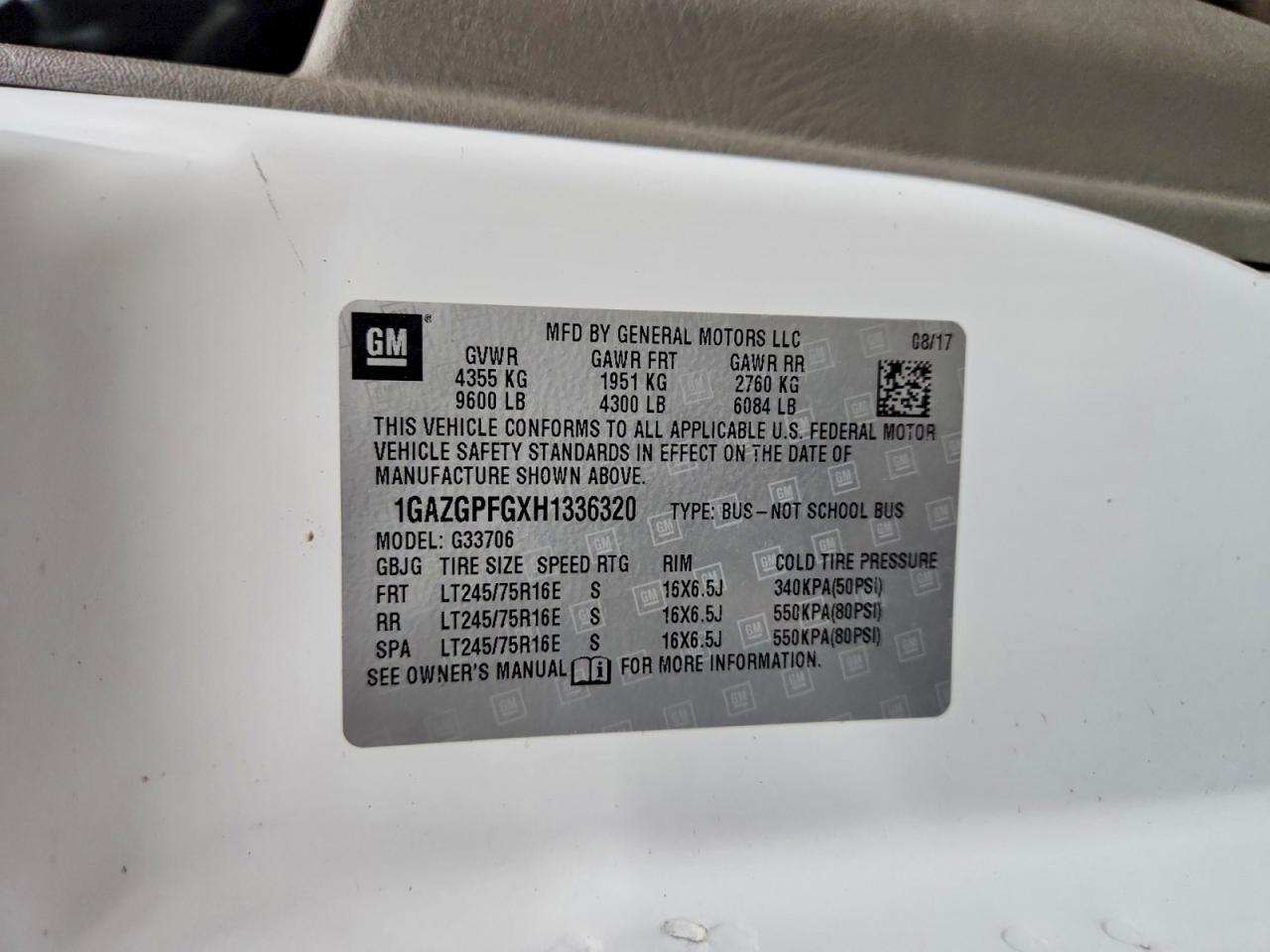 2017 Chevrolet Express G3500 LT