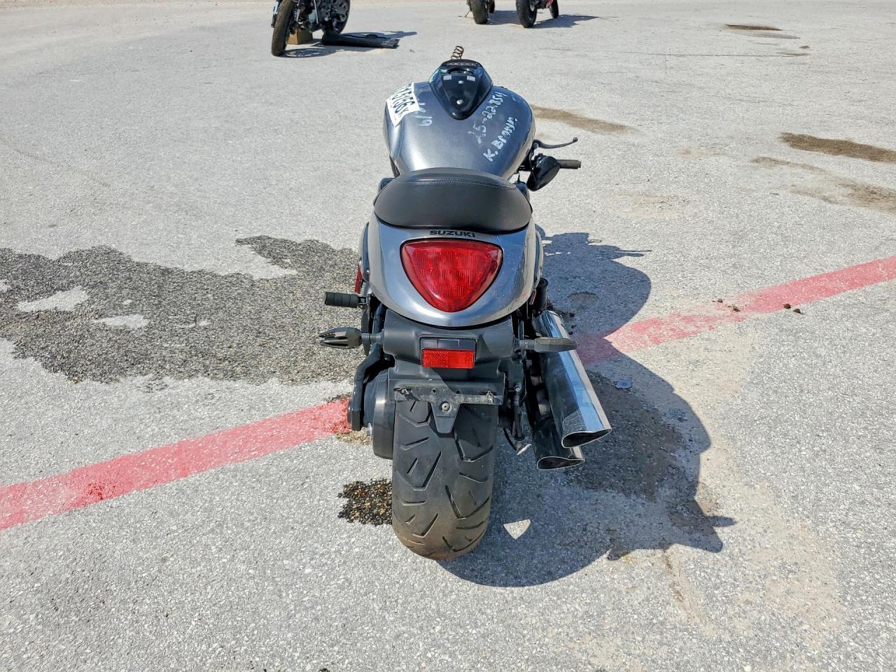 2018 Suzuki VZ1500
