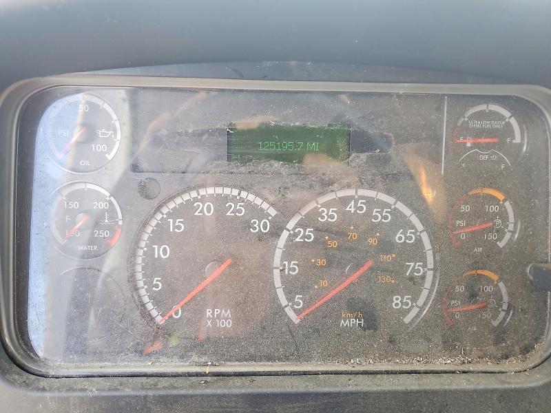 2019 Freightliner Business Class M2 box Truck