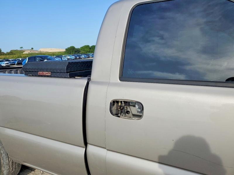 2004 Chevrolet Silverado C1500