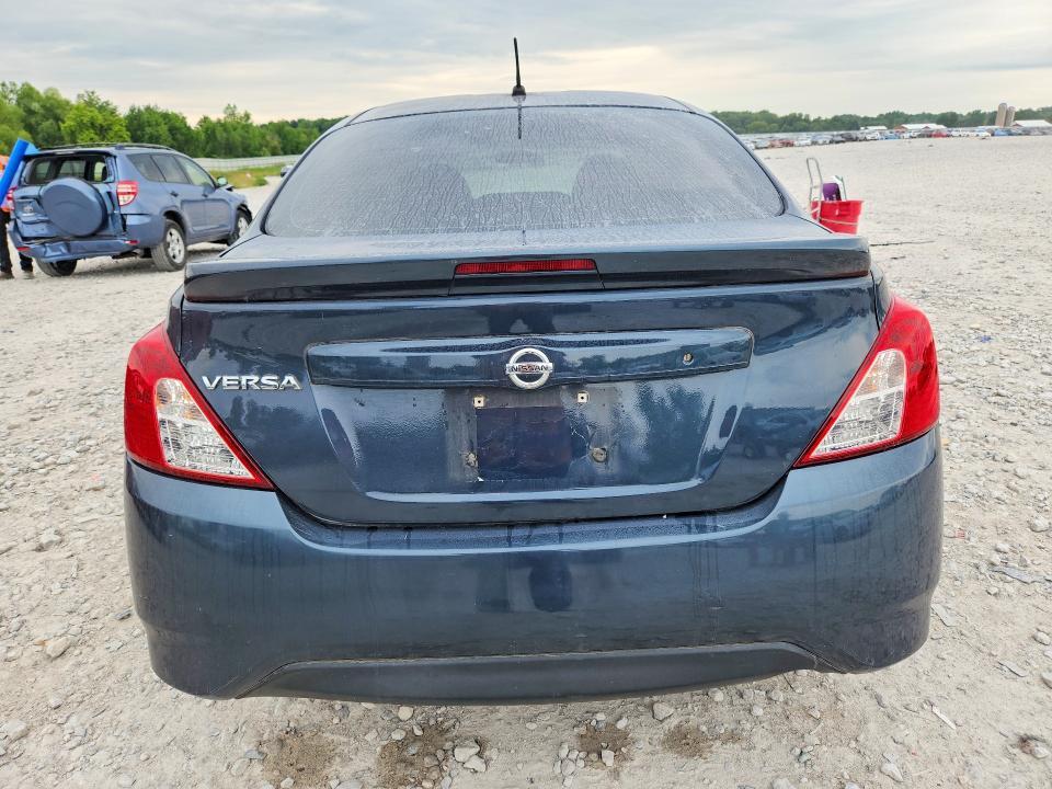 2016 Nissan Versa 1.6 s