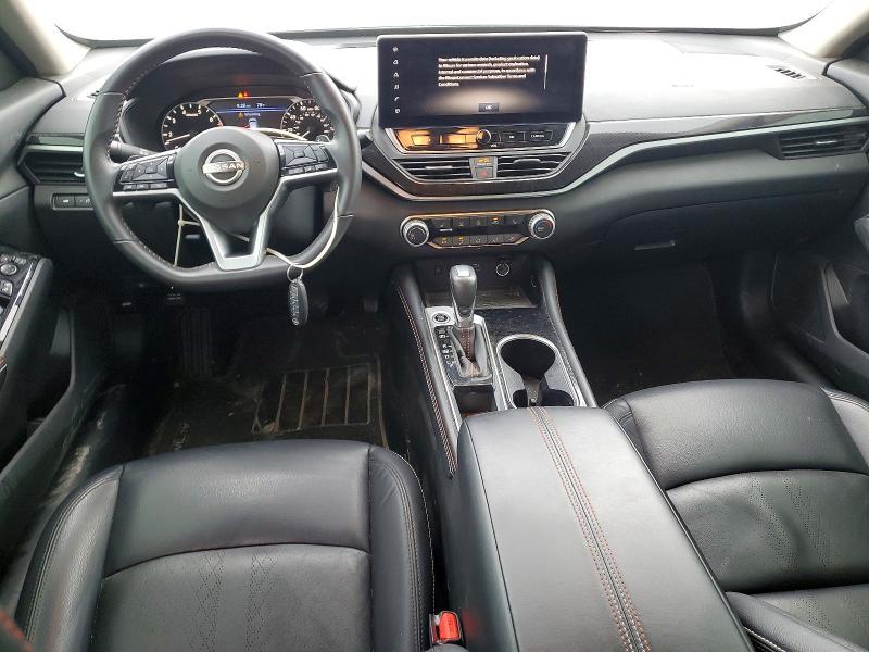 2024 Nissan Altima sr