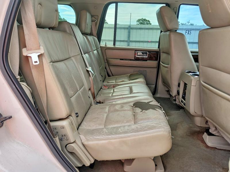 2011 Lincoln Navigator