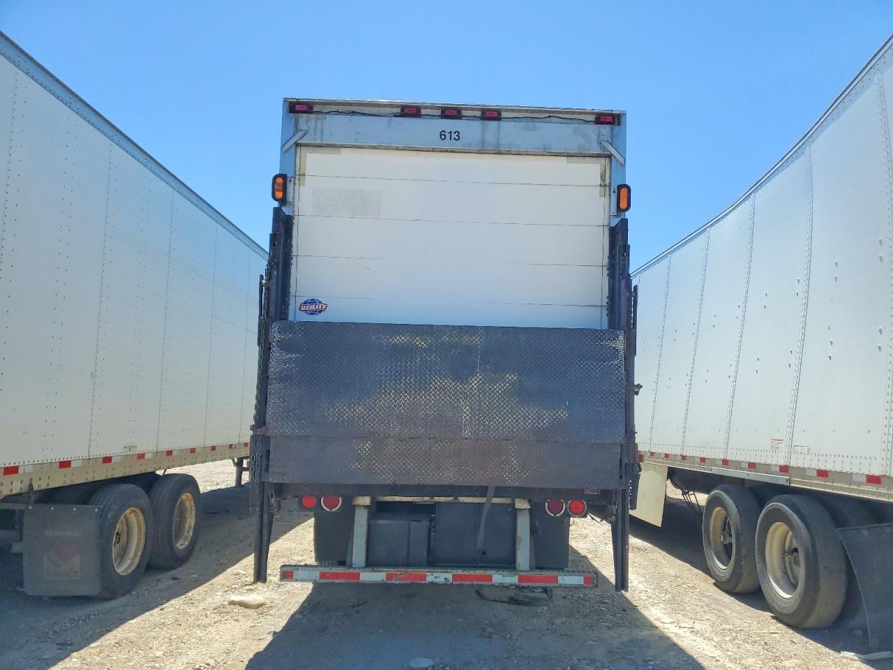 2001 Utility VS2R Refrigerated Van Trailer