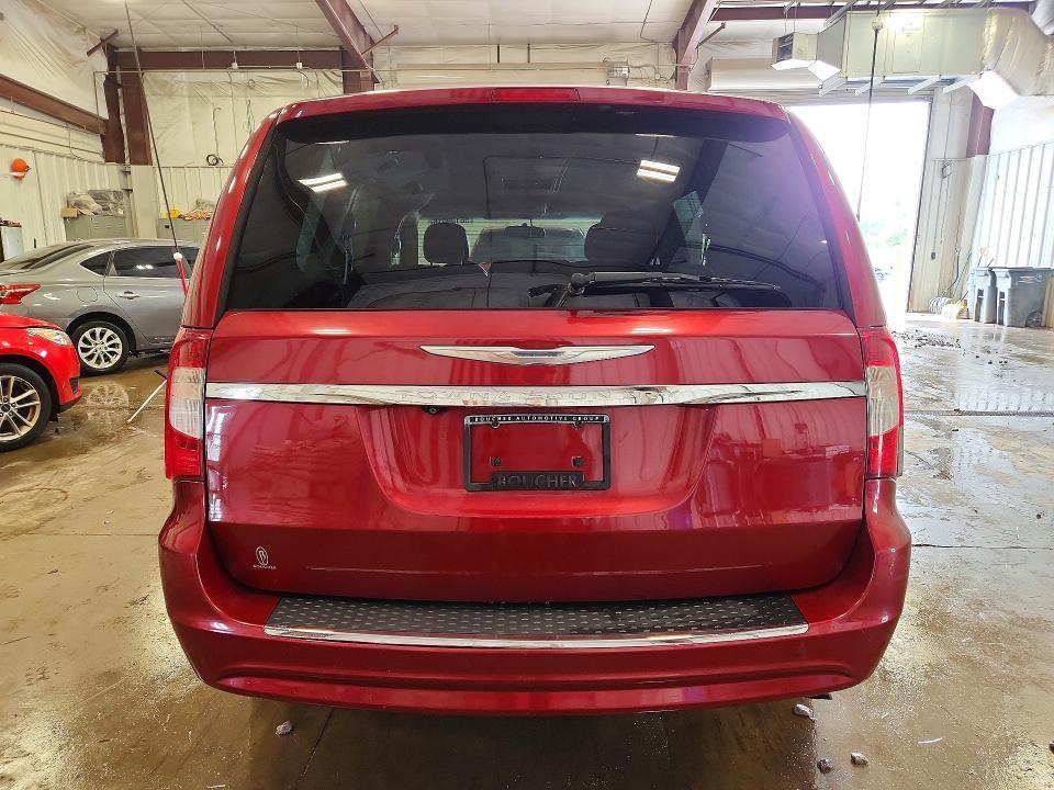 2014 Chrysler Town & Country Touring